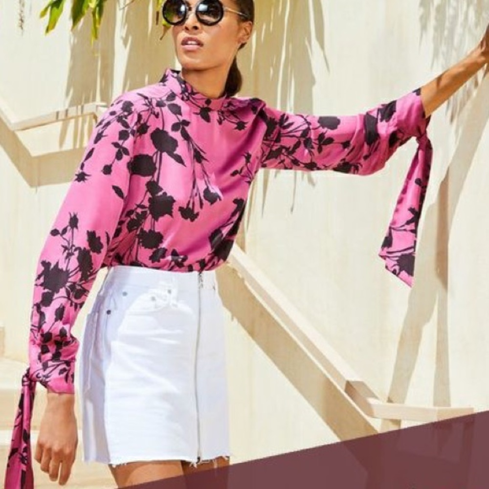 Equipment Femme Long Sleeve Floral Print Blouse Avelaine